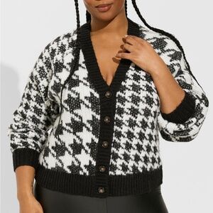 Cardigan V-Neck Button Front Crop Sweater